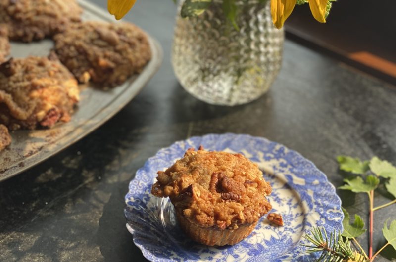 Banana & Oat Breakfast Muffins with Buttery Walnut Crumble