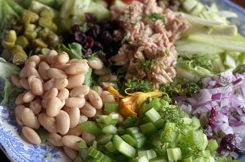 How to make a Farmer's Market Summer Salad
